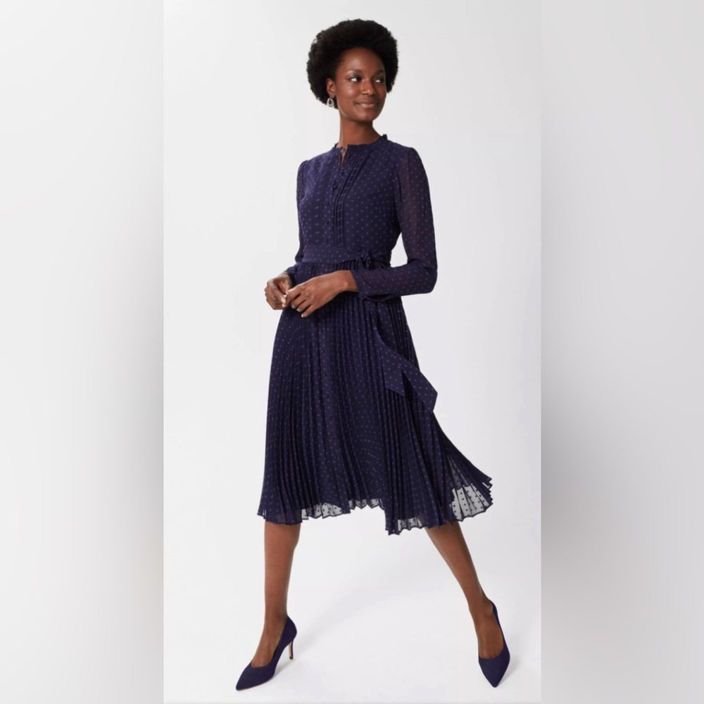 EUC Hobbs Alara spot print dress in blue with standup micro pleat collar & skirt